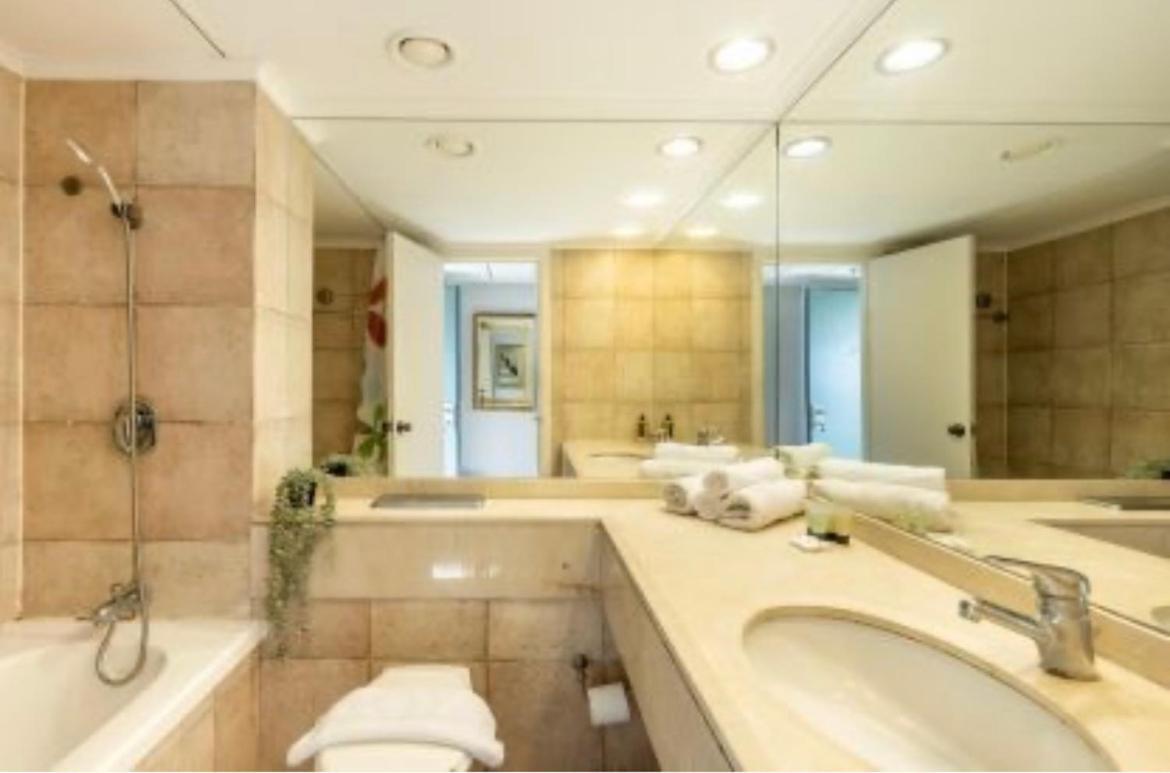 Almog Tower Aparthotel Haifa Bagian luar foto