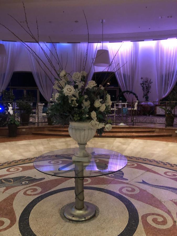 Almog Tower Aparthotel Haifa Bagian luar foto
